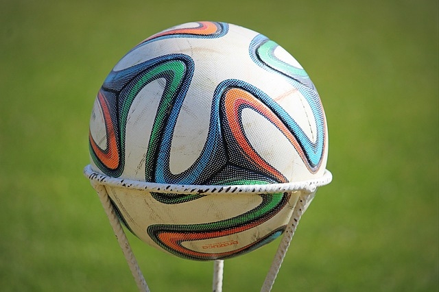 Это точная копия официального мяча, который был сыгран во время игр Экстракласа